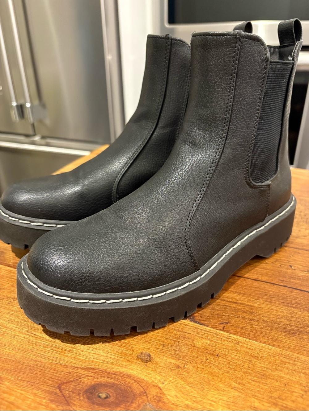Sincerely Jules Hippie Women’s Chelsea Black Leather  Boots